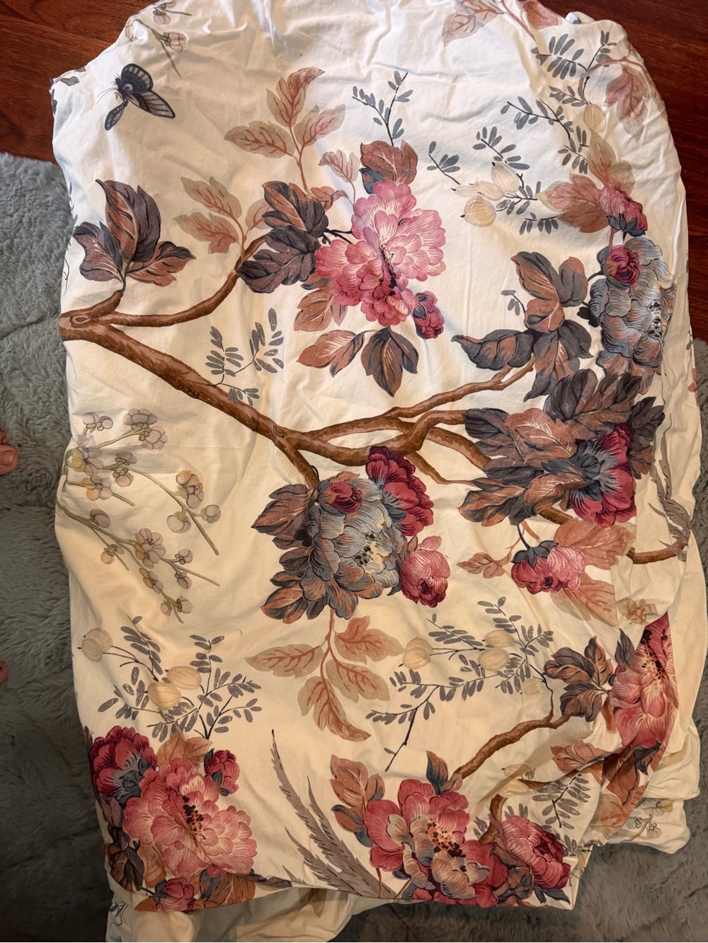 King Size Pottery Barn Cream Floral Duvet Cover with Pink & Blue Flowers- NEW